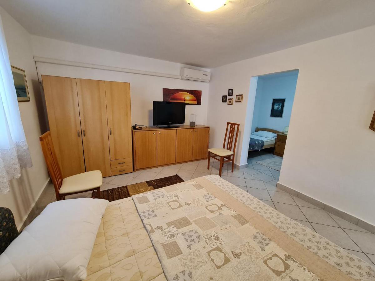 Apartamento Apartma Pina Izola Exterior foto